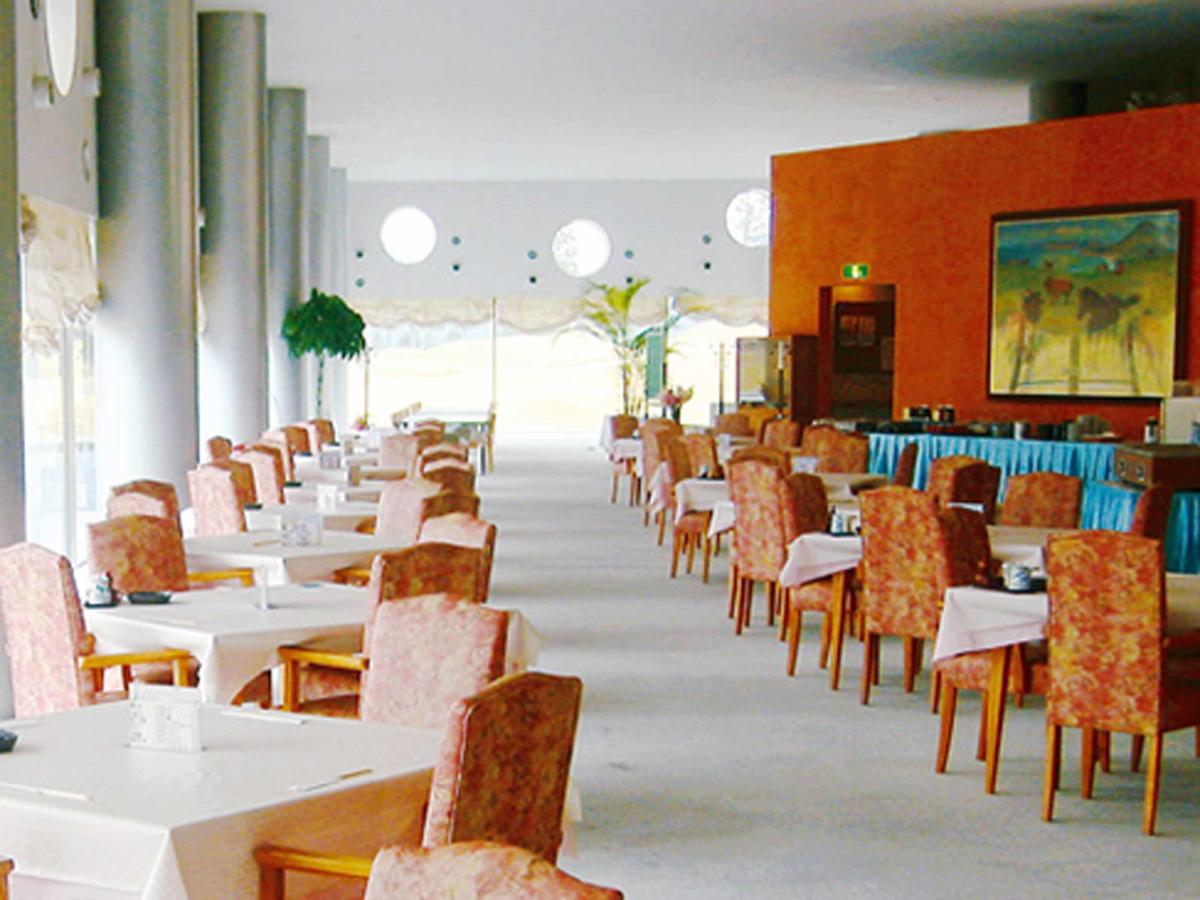 Miyazaki Kokusai Kuko Country Club Lodge Экстерьер фото